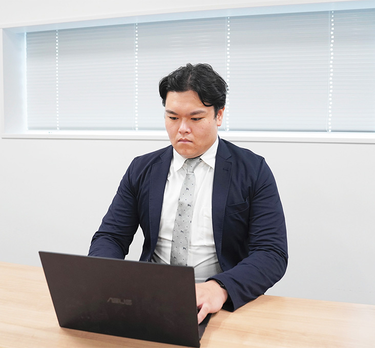 請負事業部 リーダー　広沢憲大