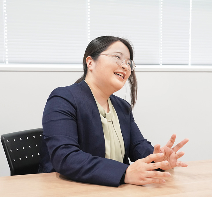 請負事業部 町田支店　樫村沙緒里